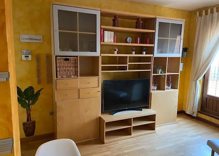 Atico Centrico Con Terraza Y Garaje *